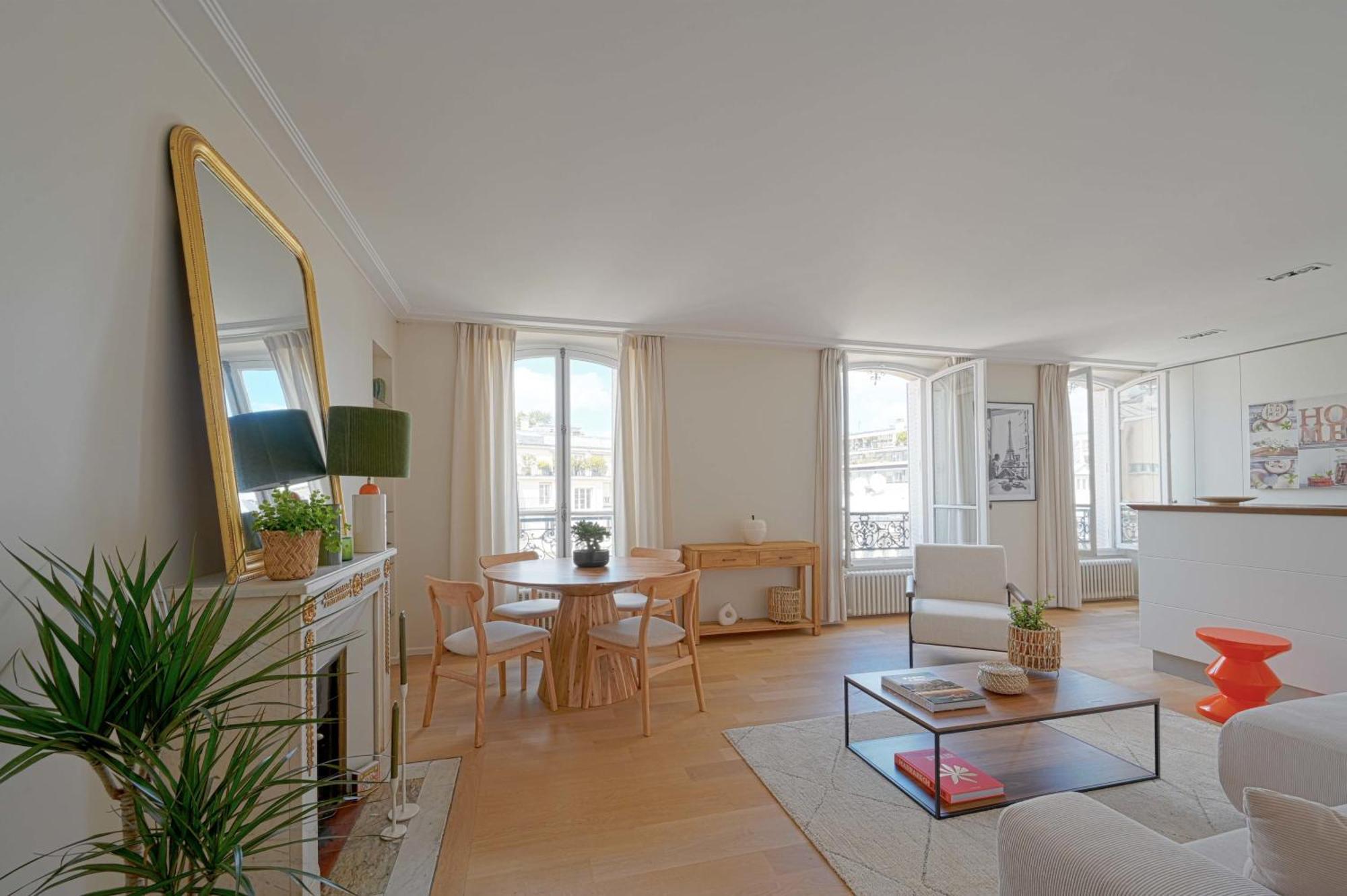 Apartment Magnifique Champs Elysees